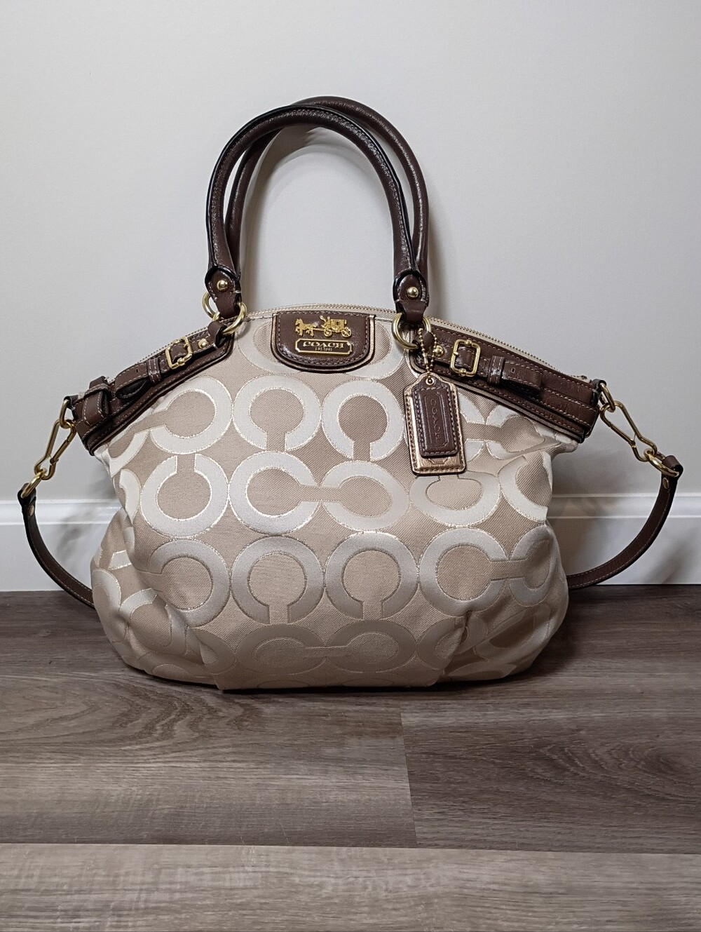 Coach 2010s Light Khaki Beige Brown Op Art Canvas Madison Lindsey Satchel 18635